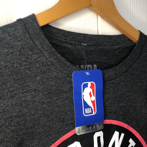 NWT - Raptors NBA Long Sleeve Grey Tee - Medium - Picture 5 of 6